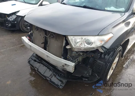 2013 Toyota Highlander Base V6 from USA, damaged, VIN 5TDBK3EH8DS251872
